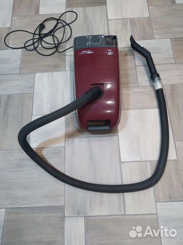 Пылесос Omega Home OH-1250E