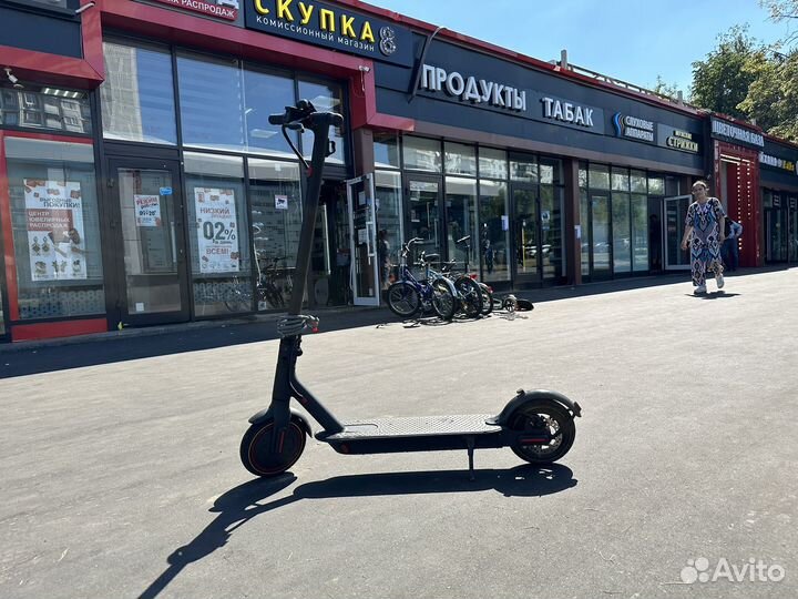 Электросамокат Xiaomi Mijia Electric Scooter M365