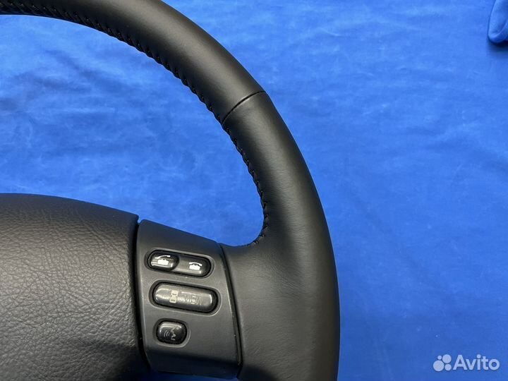Оригинальный кожаный руль Toyota Harrier Solara