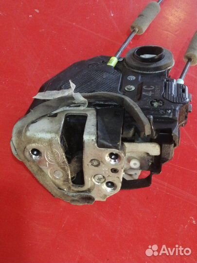 Замок двери Toyota Camry XV40 2grfe 2008