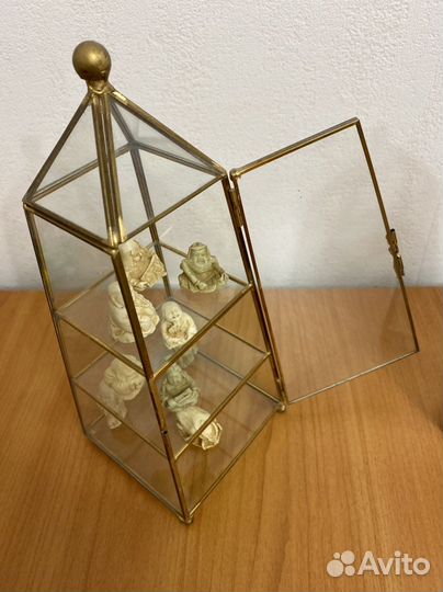 Миниатюрная винтажная шкатулка-витринка