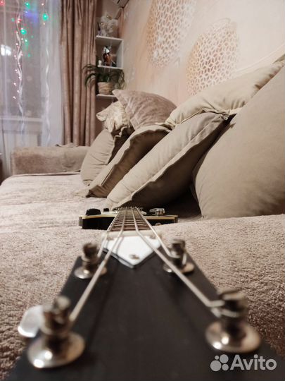 Басс гитара 4 струны