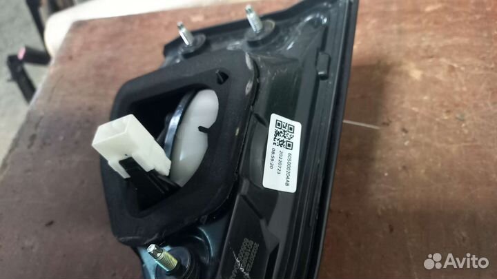 Фонарь задний центральный правый Chery Tiggo 7pro