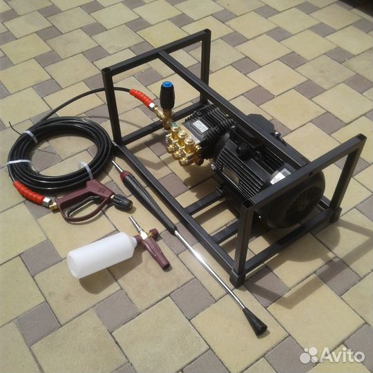 Аппарат высокого давления(мойка) Bertolini