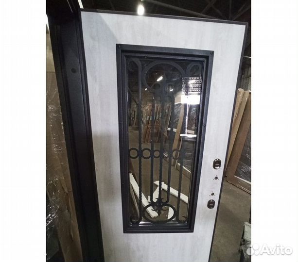 Дверь Айсберг с окном и терморазрывом