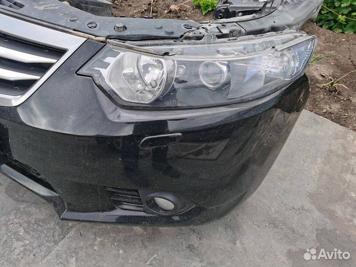 Панель передняя Honda Accord