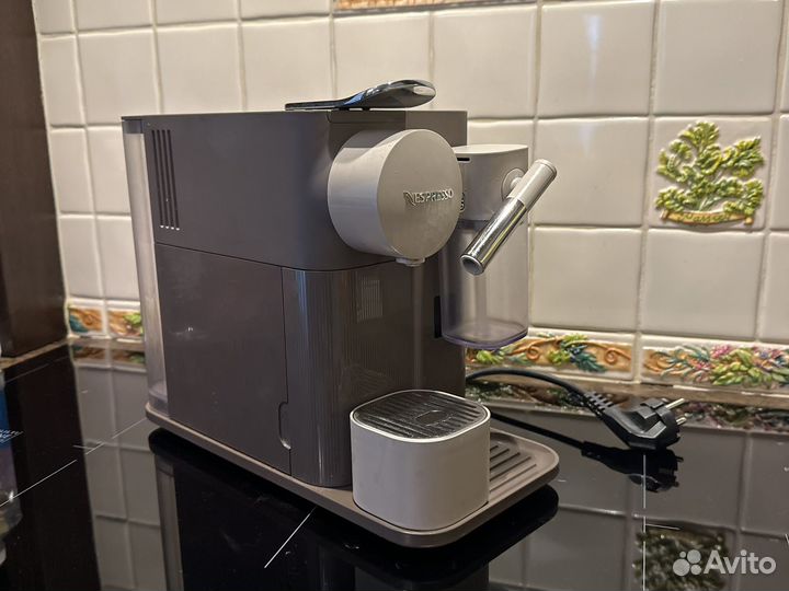 Капсульная кофемашина de longhi nespresso