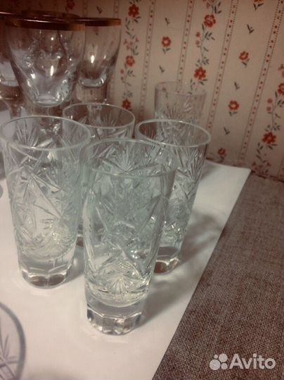 Рюмки и стаканы разные