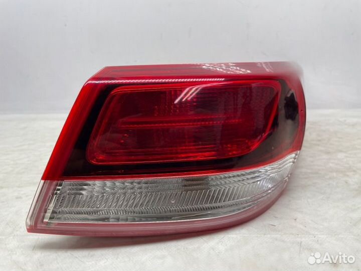 Фонарь задний правый Kia Optima LX 2020