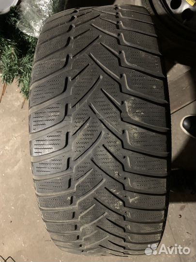 R17 Dunlop Grandtrek WT M3 DSST ROF 235/55, PCD 0x98 DIA 10