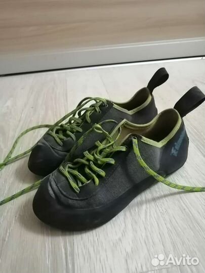 Скальные туфли simond