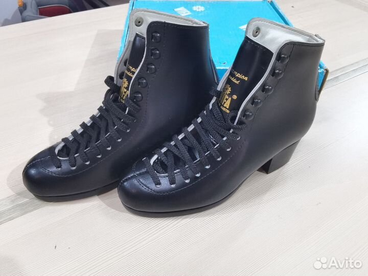 Новые коньки Wifa Champion