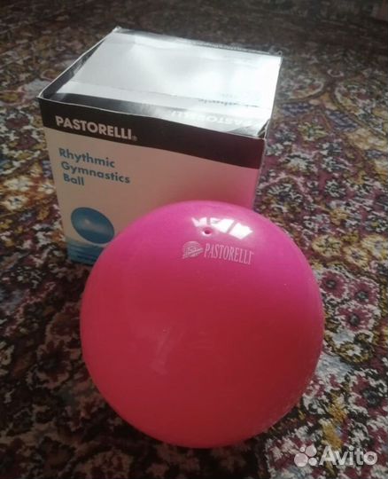 Мяч для гимнастики розовый