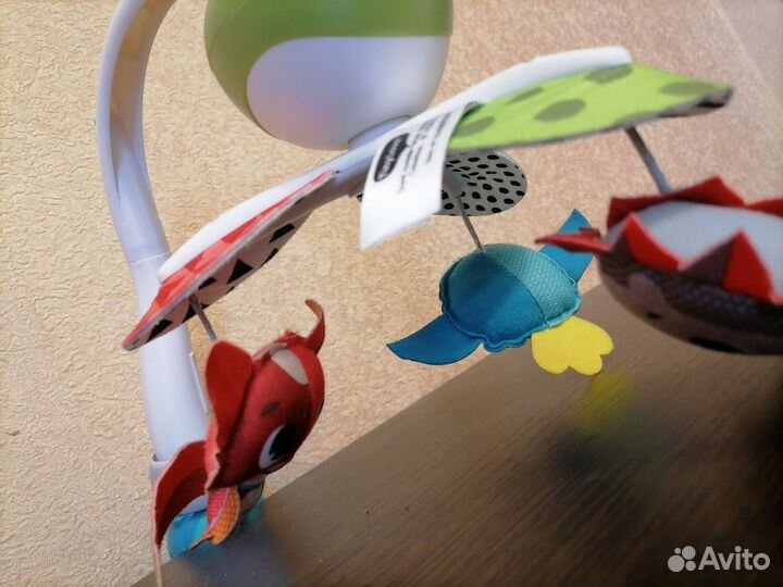 Мобиль на кроватку tiny love