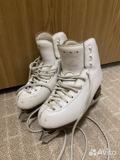 Коньки для фигурного катания risport