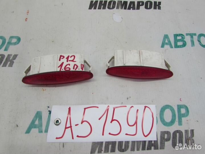 Отражатель задний для Nissan Primera 3 2002-2008г