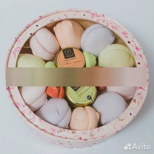 8 Марта. Вкусные наборы для женщин