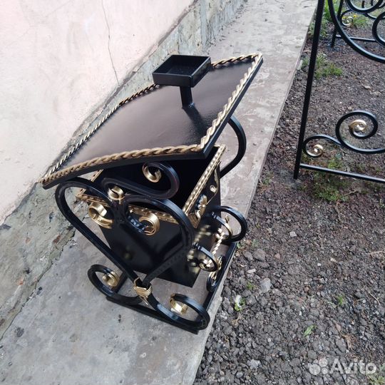 Арка садовая кованая