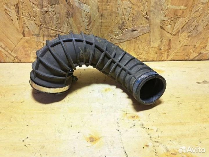 Патрубок воздушного фильтра Volvo XC90 2002