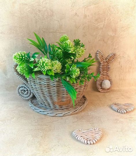 Плетёная кружка конфетница