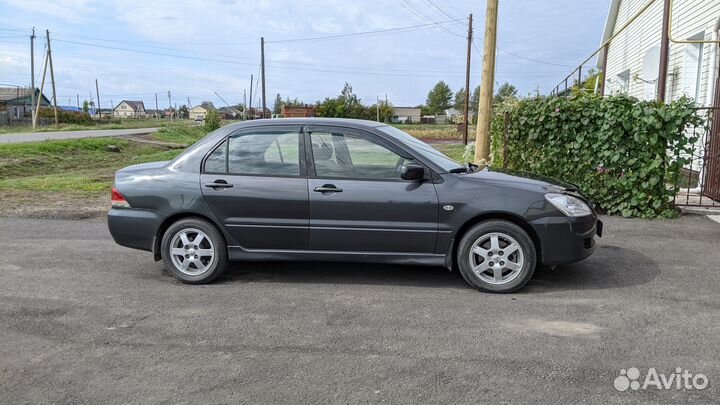 Mitsubishi Lancer 1.6 AT, 2003, 354 000 км