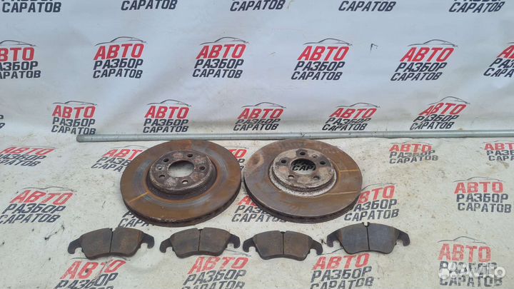 Комплект тормозов диски+колодки Audi Q5