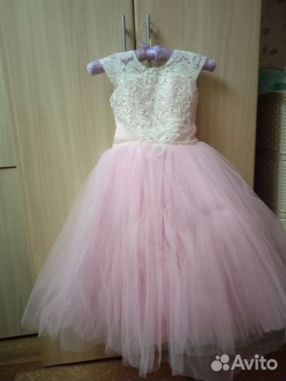 Платье для девочки 122-128 размер