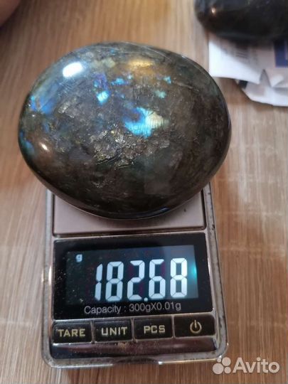 Лабрадор камень