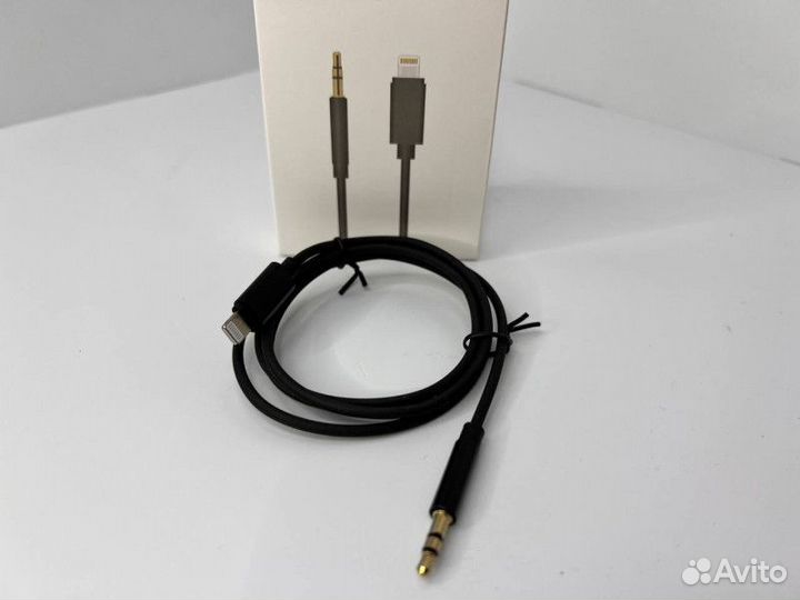 AUX кабель для iPhone / lightning переходник 3.5 j