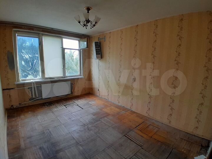 4-к. квартира, 76 м², 9/9 эт.