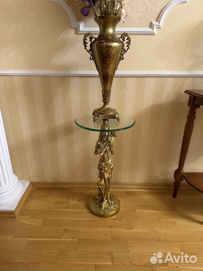 Ваза для цветов фарфоровая