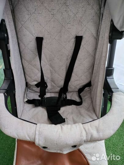 Прогулочная коляска-трость