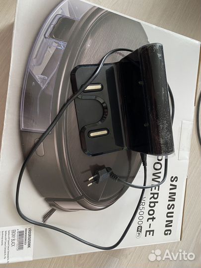Робот пылесос samsung powerbot-E VR5000
