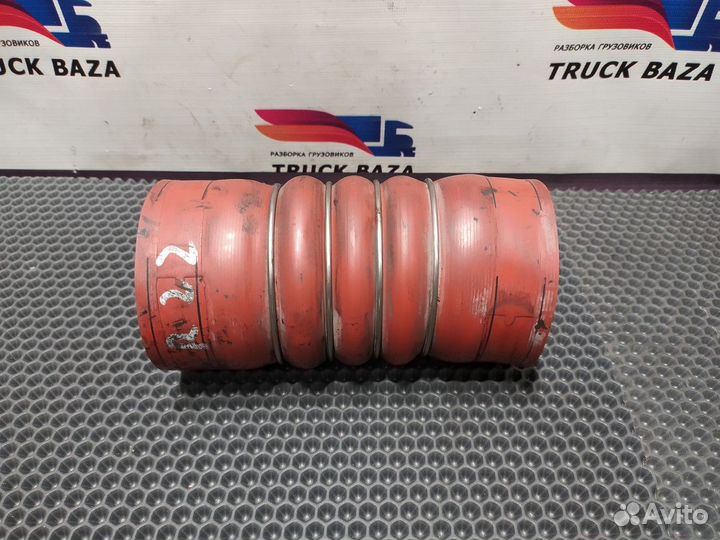 7420986427 Патрубок интеркулера Renault Premium