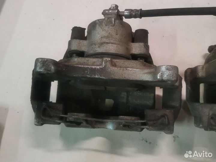 Суппорта перед Volkswagen Tiguan 5n