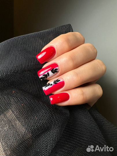 Мастер маникюра и педикюра