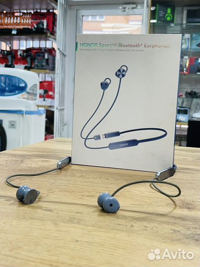 Bluetooth гарнитура honor Sport PRO