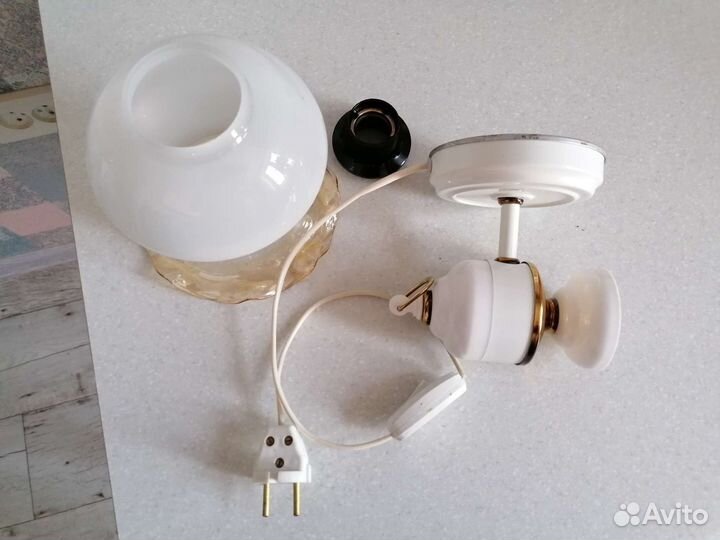 Настенный светильник бра