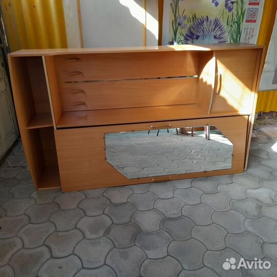 Шкаф сервант бу