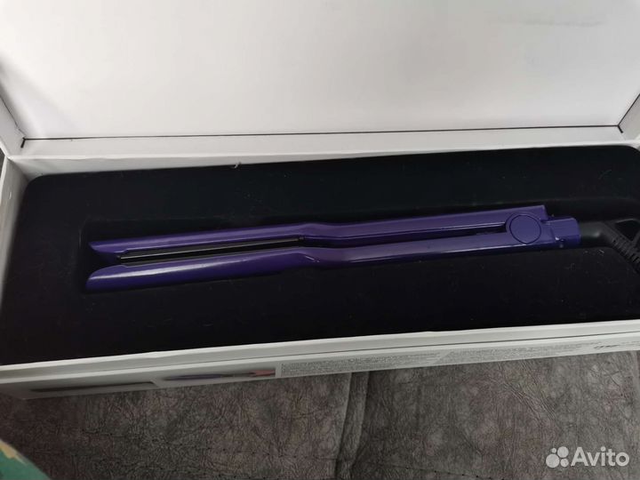 Выпрямитель для волос новый