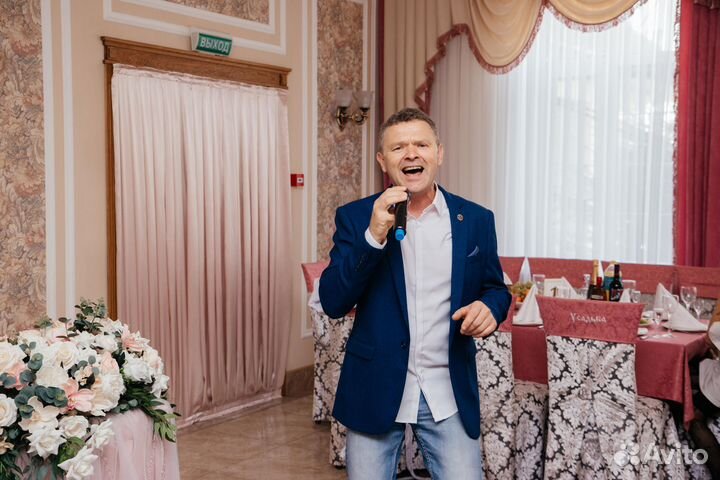 Ведущий тамада