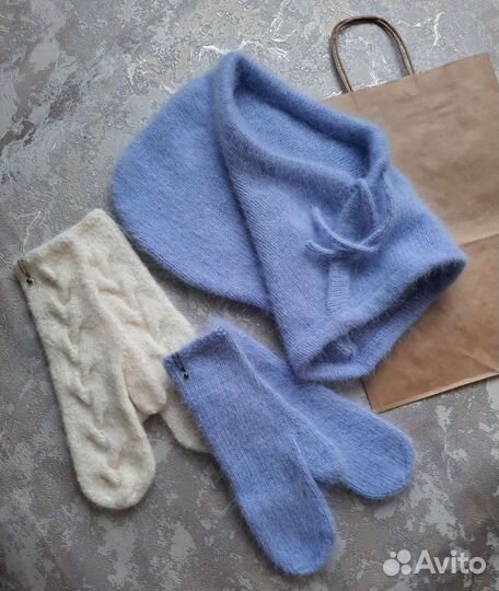 Капор, варежки