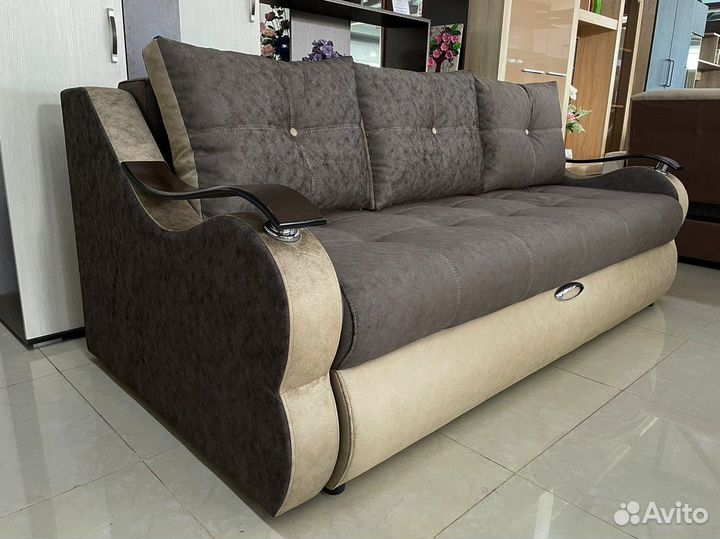 Современный диван