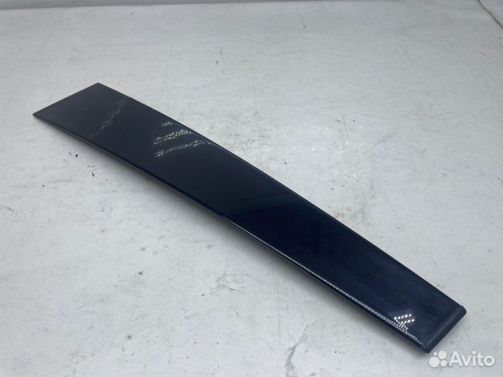 Накладка на дверь передняя правая Mercedes-Benz E