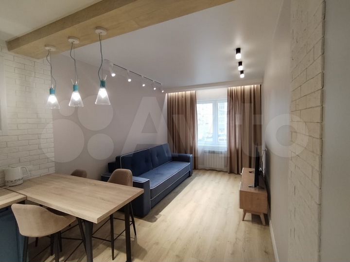2-к. квартира, 55 м², 3/9 эт.