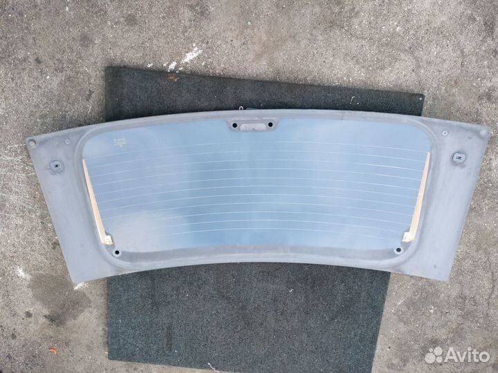 Стекло крышки багажника AS3 Jeep Grand Cherokee WK