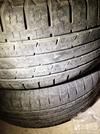 Continental CrossContact LX25 215/65 R16 98H