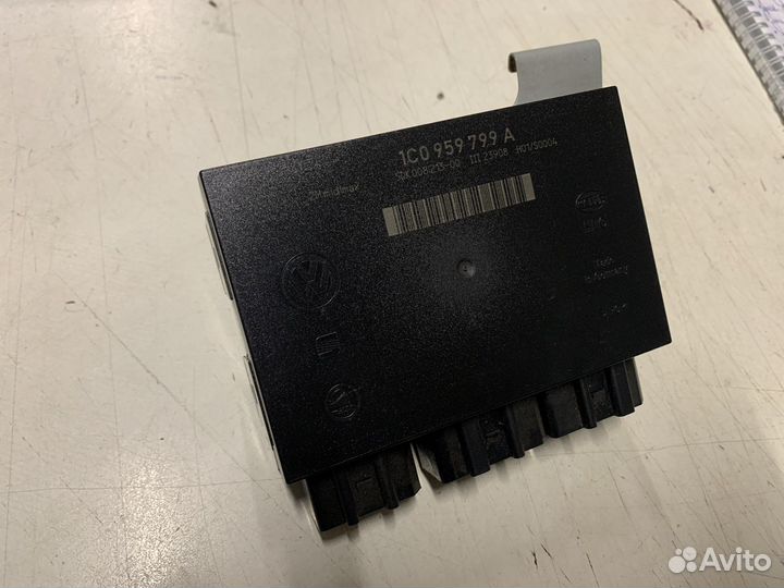 Блок комфорта Skoda Octavia A4 Tour