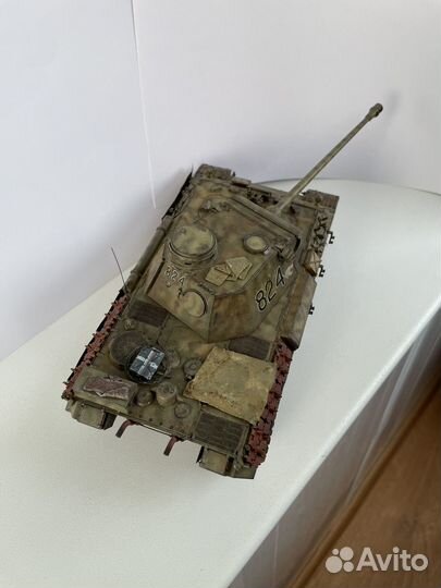 Готовая модель танка 1 35