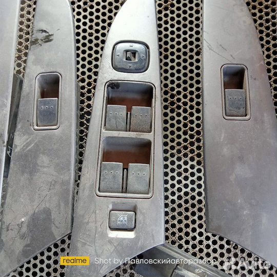 Кнопка стеклоподъемника Mazda 3 Bk